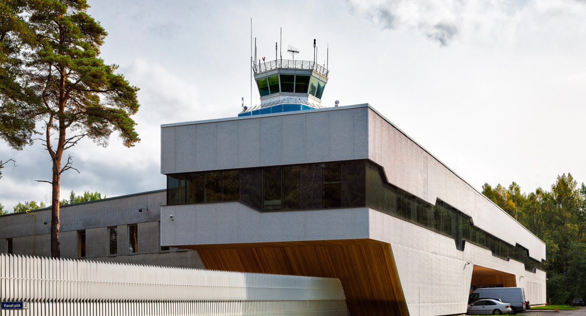 Frequentis Drives Estonia’s Move to Digital Aeronautical Data