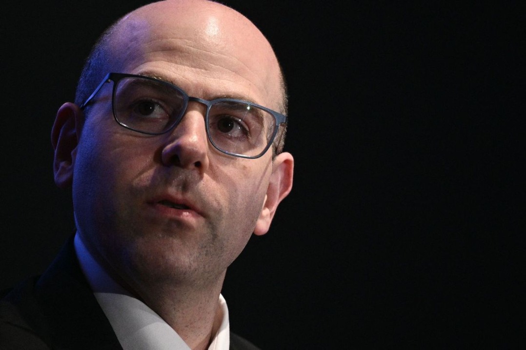 Trump nominates key economic adviser to Federal Reserve Board