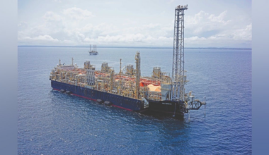 Argentina doubles gas liquefaction capacity with FID on second FLNG