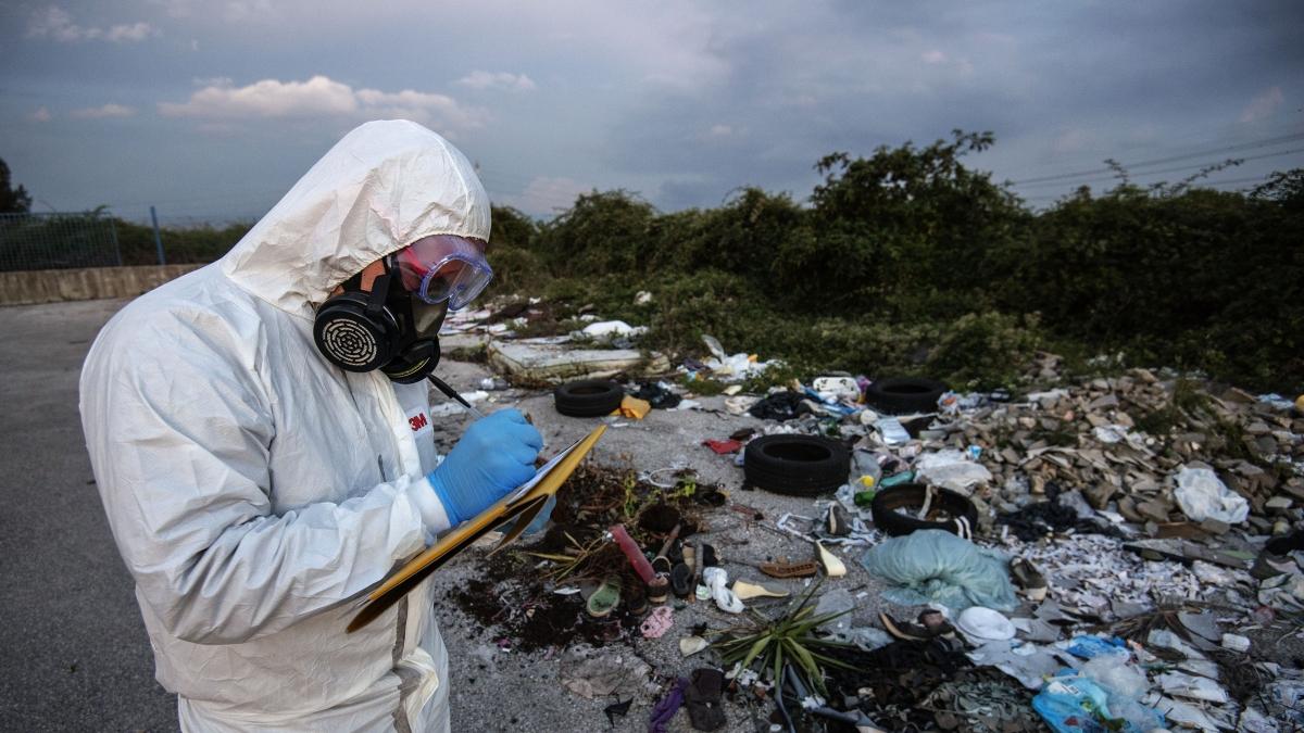 I 200 milioni restituiti a chi avvelenò la Terra dei Fuochi. Vent’anni di lotte inutili
