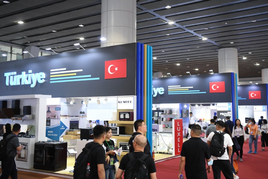 China, Turkiye addressing digital inequality - Opinion
