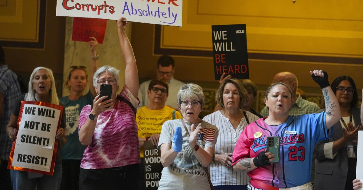 Redistricting push places politics over the people | Columnists