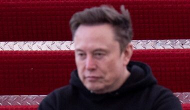 Elon Musk’s Daughter Says It's Not Her Fault Her Dad Became A Right-Winger