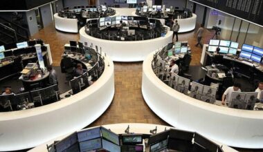 European shares close at five-month highs - Markets