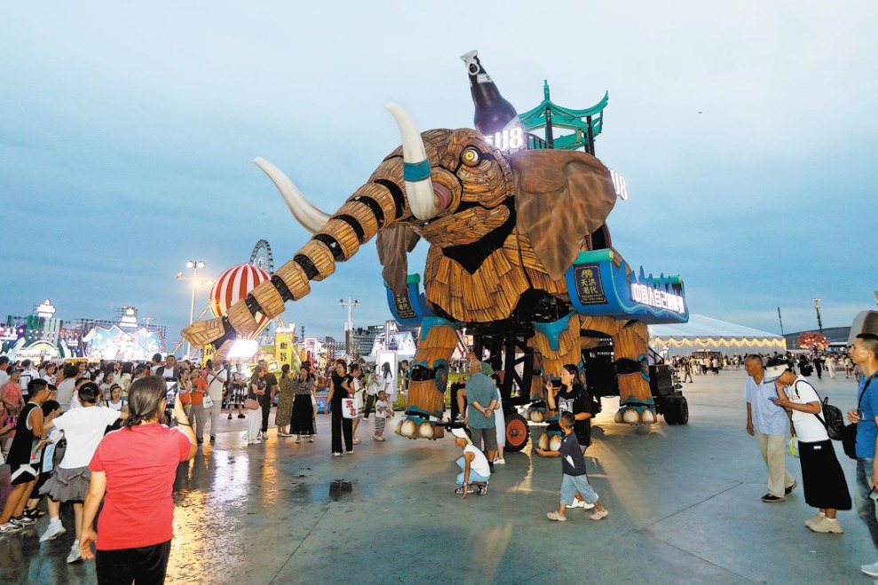 Nighttime economy drawing in eager consumers
