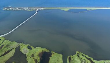 Alaska’s Kivalina, endangered by climate change, explores retreat - again | World Business