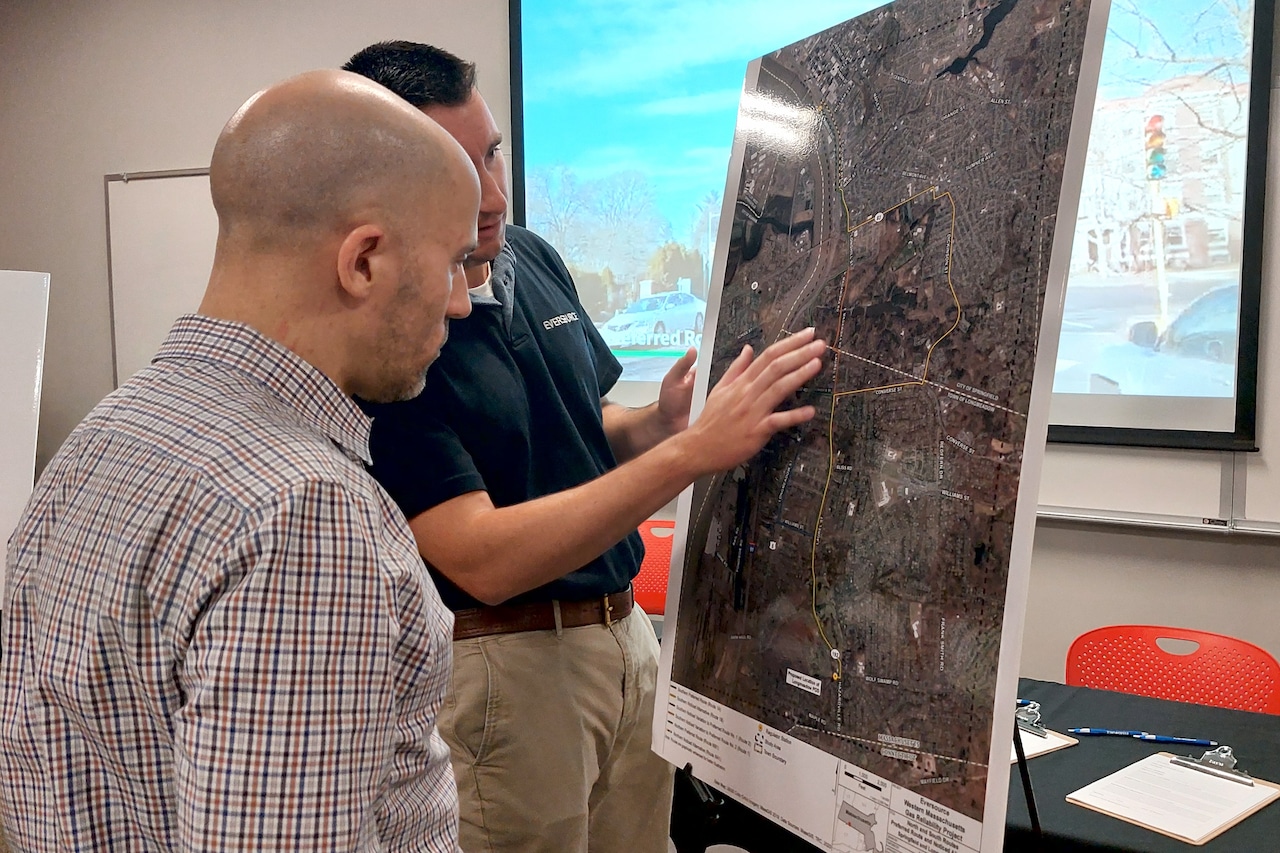 Eversource hosts forum, hears from people against pipeline