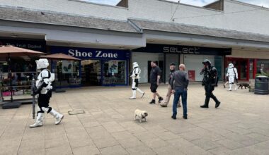 Right guys, we've only got 1 hour free parking so don't get sidetracked. If we get another parking fine, Vader will have our heads.