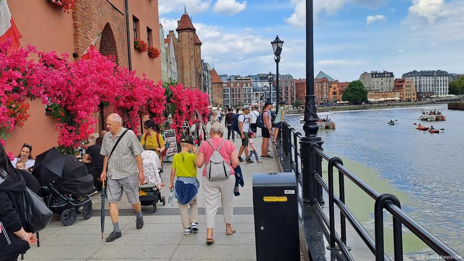 Poland is the new Croatia for Czech tourists – DW – 08/13/2025