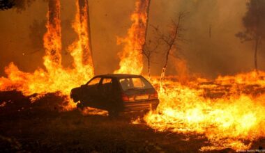 Las llamas no dan tregua en España y Portugal – DW – 18/08/2025