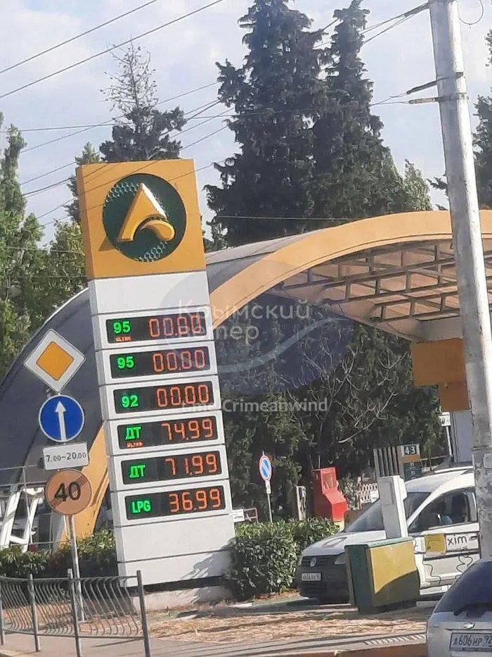 V tom russku se mají tak dobře, že dokonce i ten benzin mají zdarma!