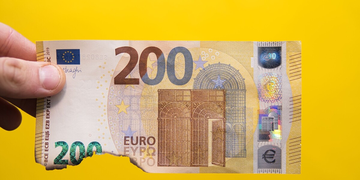 How to Exchange Damaged Euro Banknotes in France: A Complete Guide