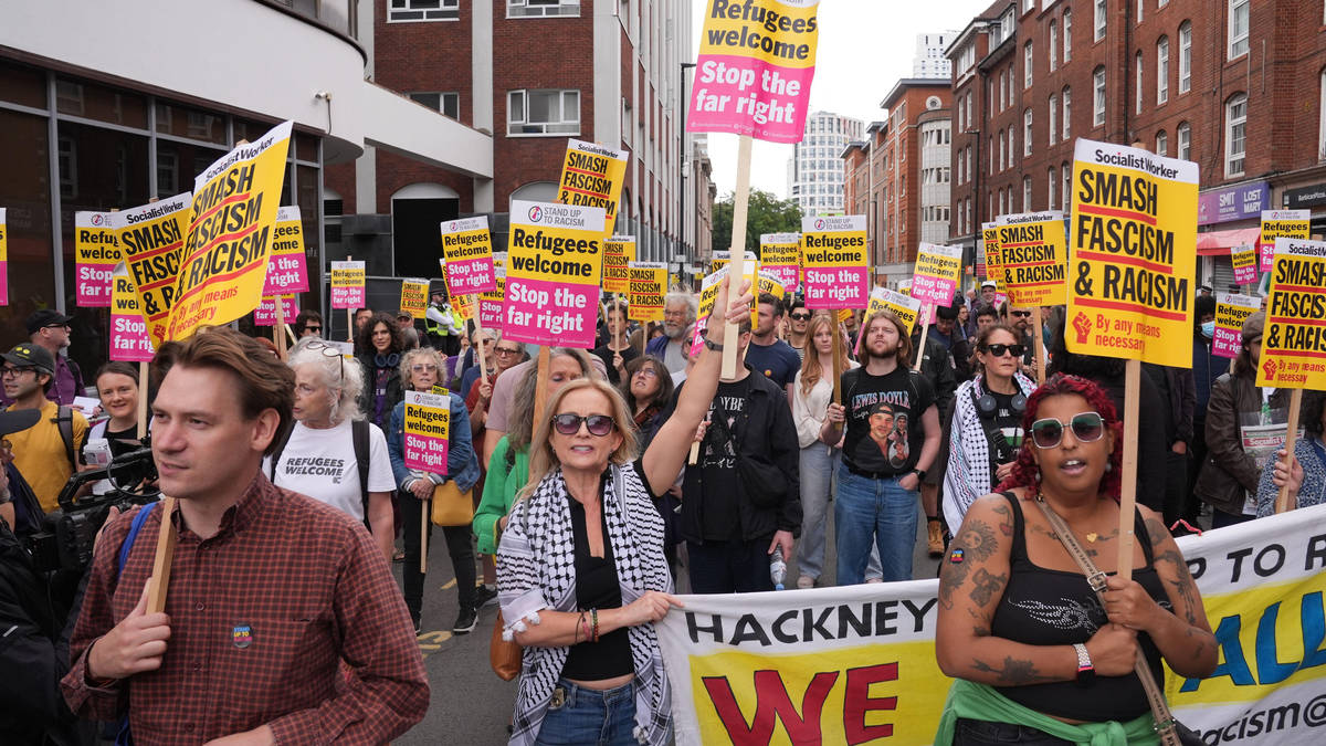 ‘Increased police presence’ at asylum hotel protest