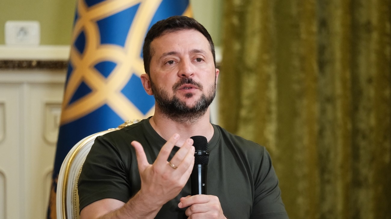 Zelenskyy responds to Russian foreign minister, who wants Russia to guarantee Ukraine's security