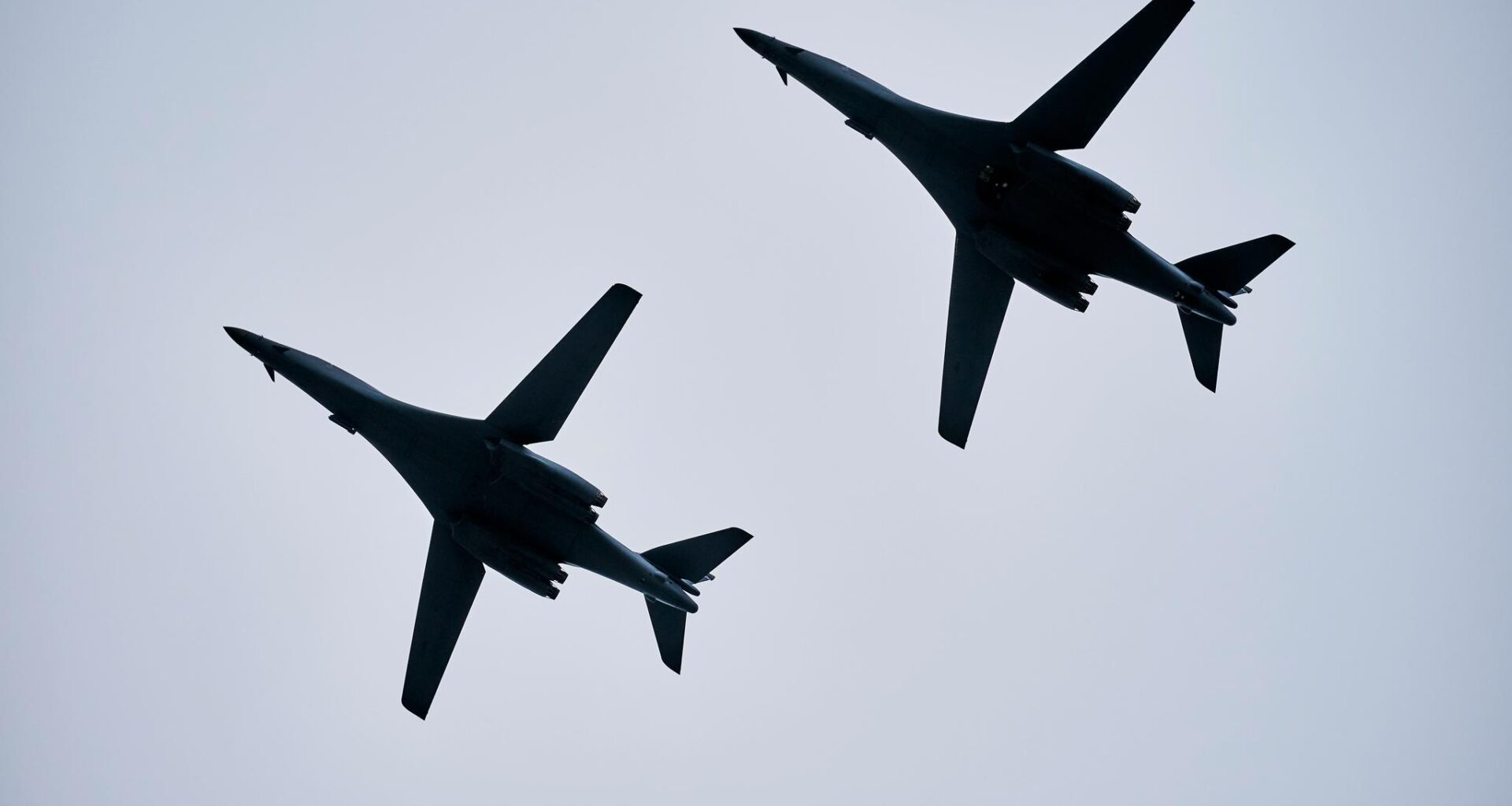 Amerikanske bombefly i Norge – skal trene med norske styrker