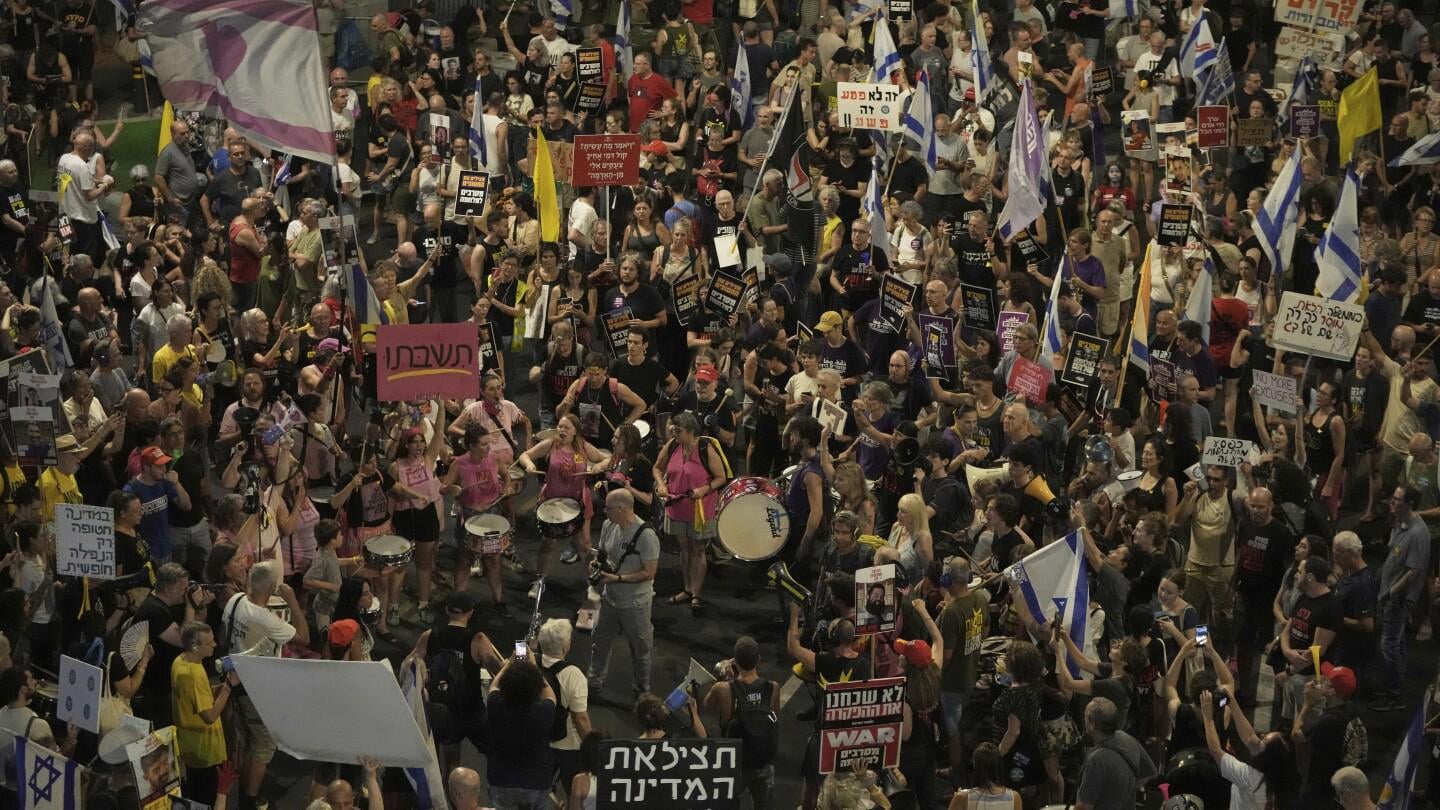 Protesters go on strike in Israel demanding ceasefire and release of Gaza hostages