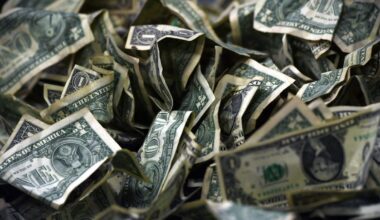 A six-figure income by 35? Ideal ages for 6 money milestones.