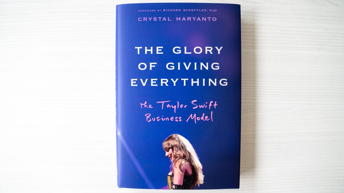 Berkeley instructor explains 'Taylor Swift business model' in new book