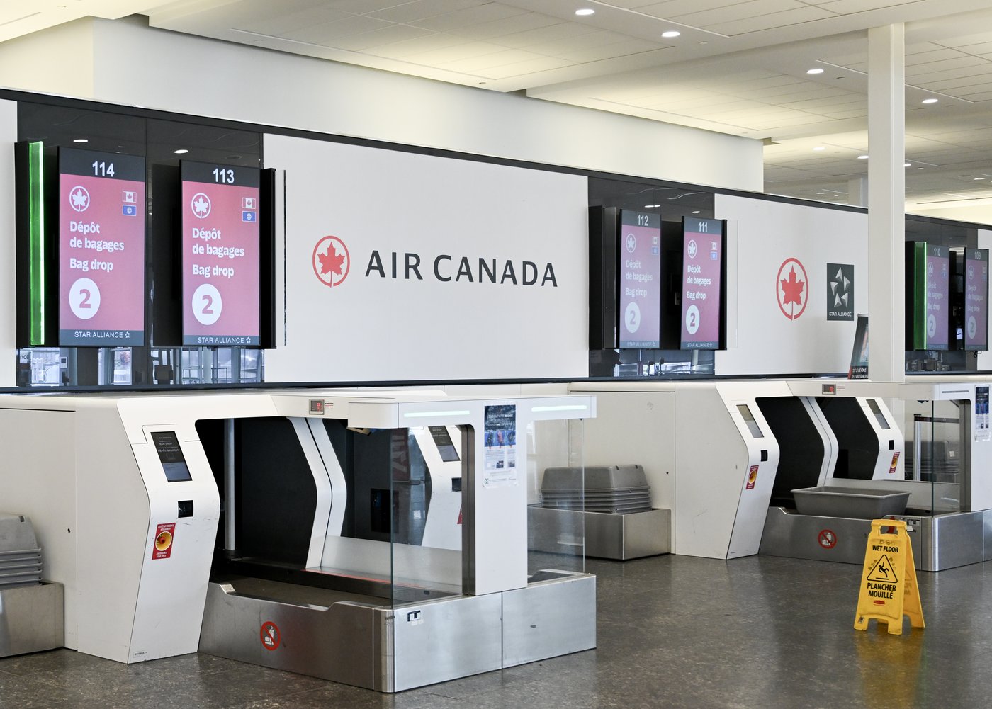 Air Canada restarting flights Sunday