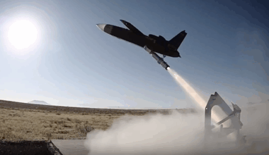 Türkiye successfully tests Simsek, a high-speed target drone system