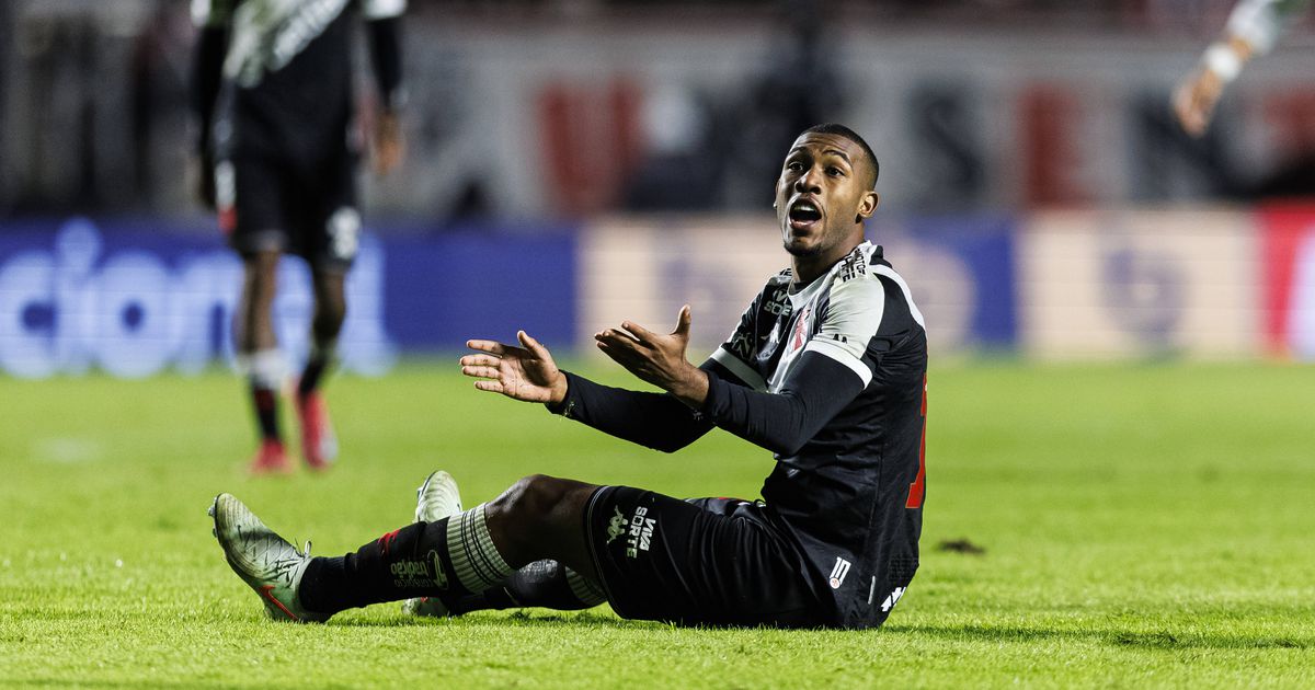 Mercado FC Porto: SAD estuda próximo passo por Rayan, mas tem alternativas
