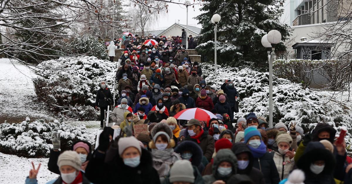 The opposition is bleeding to death in Putin's puppet country