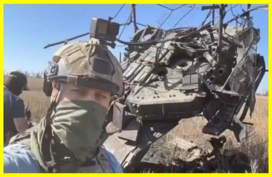 The Russians mistook their own T-90M tank for a supposedly destroyed Leopard 2 and took joyful photos until they found out that it was their burned equipment