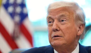 Avant de rencontrer Poutine, Trump s'entretient avec Loukachenko et "se réjouit" de le rencontrer