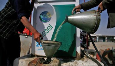 Pakistan to launch digital tracking of petroleum products to check smuggling, theft