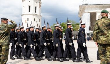 „Lietuva, šalis, laukianti karo“ – vaizdas Vilniuje pribloškė žymų prancūzų filosofą