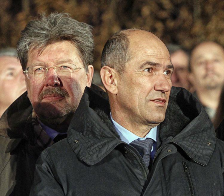 20 let po sestanku Janša-Šrot-Bavčar: komu smo prodali Slovenijo