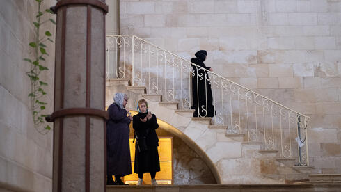 Putin pushes Israel to hand over Jerusalem’s Alexander Courtyard