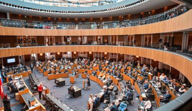 Regierung will erneut Nulllohnrunde im Bund - Österreich