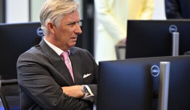 Philippe de Belgique lors d'une visite au Centre de cybersécurité Idelux à Libin, dans la province de Luxembourg, le 15 mai 2025.