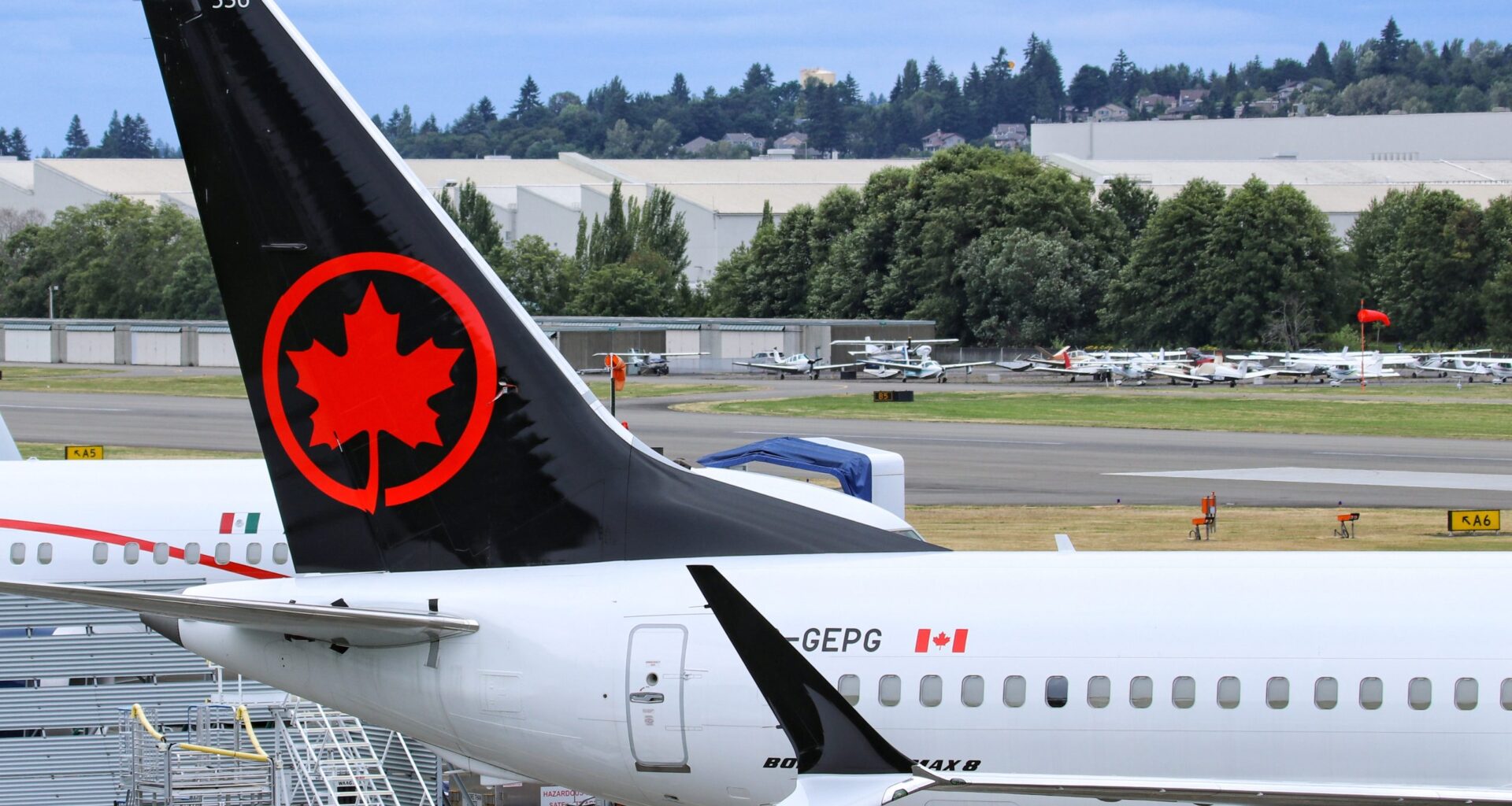 Air Canada 737 MAX 8