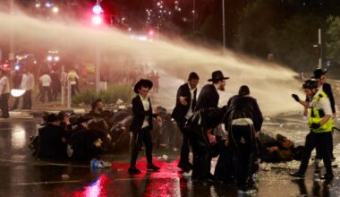 Haredi protesters clash with cops in Jerusalem, Bnei Brak as leaders vow war against draft