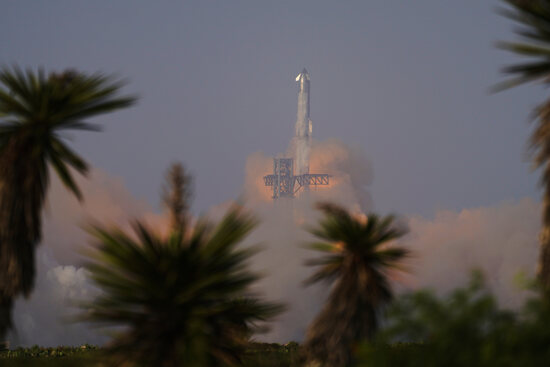 SpaceX's mega rocket Starship makes a test flight from Starbase, Texas, Tuesday, May 27, 2025. (AP Photo/Eric Gay)