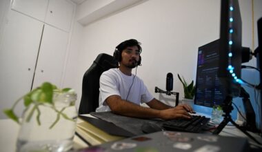A refugee in Greece empowers Afghan women through coding