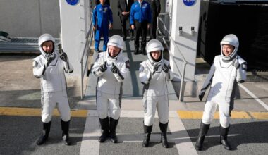 Russian and US space chiefs meet to discuss continued cooperation – Chicago Tribune