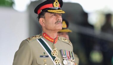 Pakistan Army Chief Asim Munir Issues Nuclear Threat Against India During US Visit, Warns of Taking 'Half the World Down' Over Existential Risks