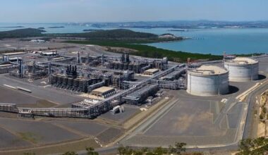Australian LNG export revenue drops in July