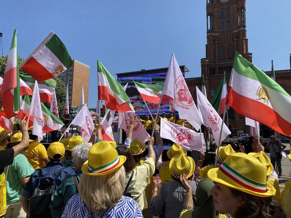 Massive Iranian Resistance Rallies in Berlin and Stockholm Back Democratic Change — No to Shah, No to Mullahs