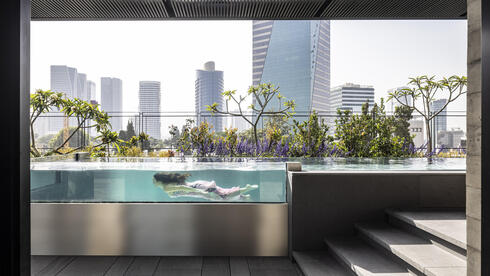 Tel Aviv penthouse blends eclectic urbanism with retro European charm