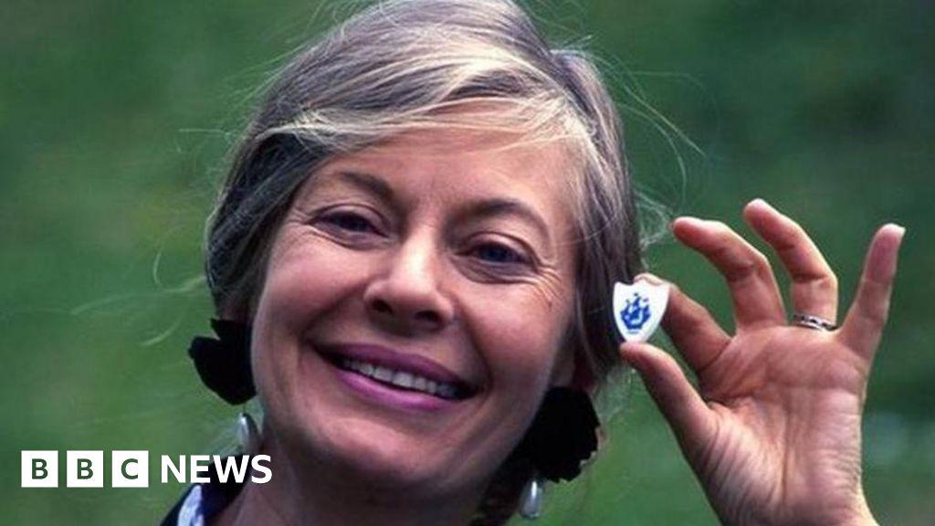Long-serving Blue Peter producer Biddy Baxter dies aged 92. Among other things, she created the Blue Peter badge.