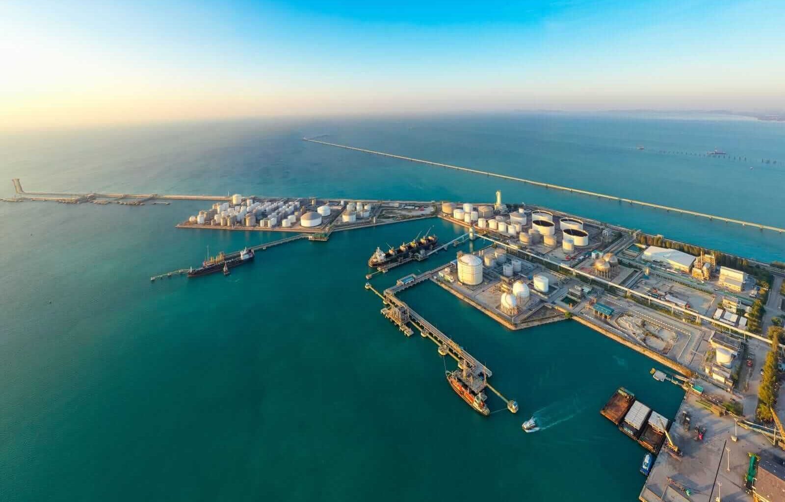 Crude Prices Settle Sharply Higher on Geopolitical…