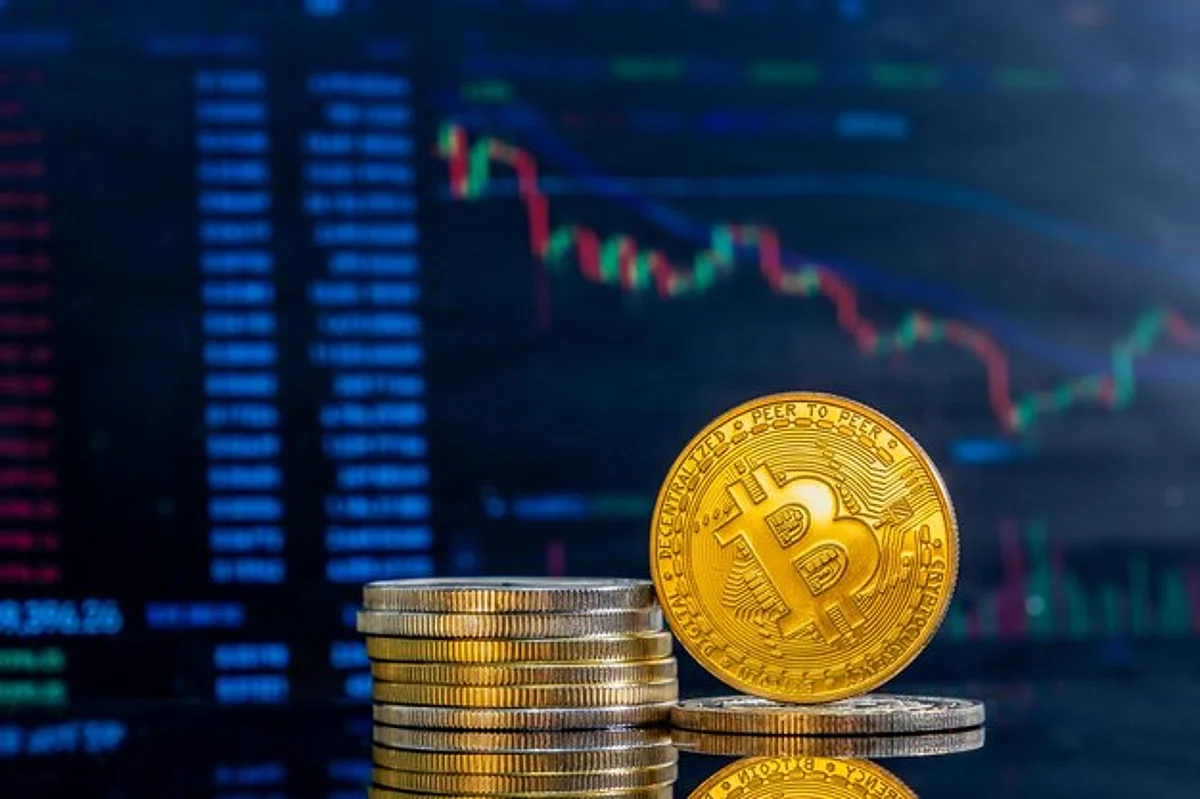 Can Cryptocurrencies Transform Global Reserve Frameworks Beyond SDRs?