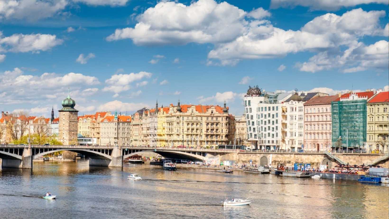 Goodbye Rain, Hello Heat – Czech Weather Forecast for the Week