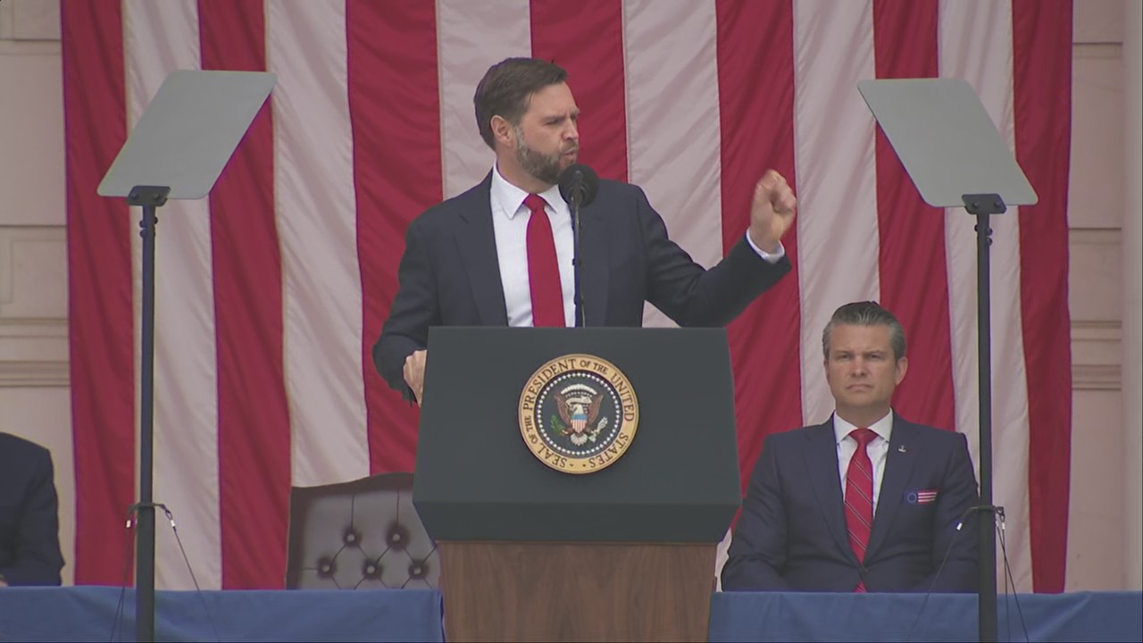 JD Vance speaks at Arlington Cemetery on Memorial Day [RAW]