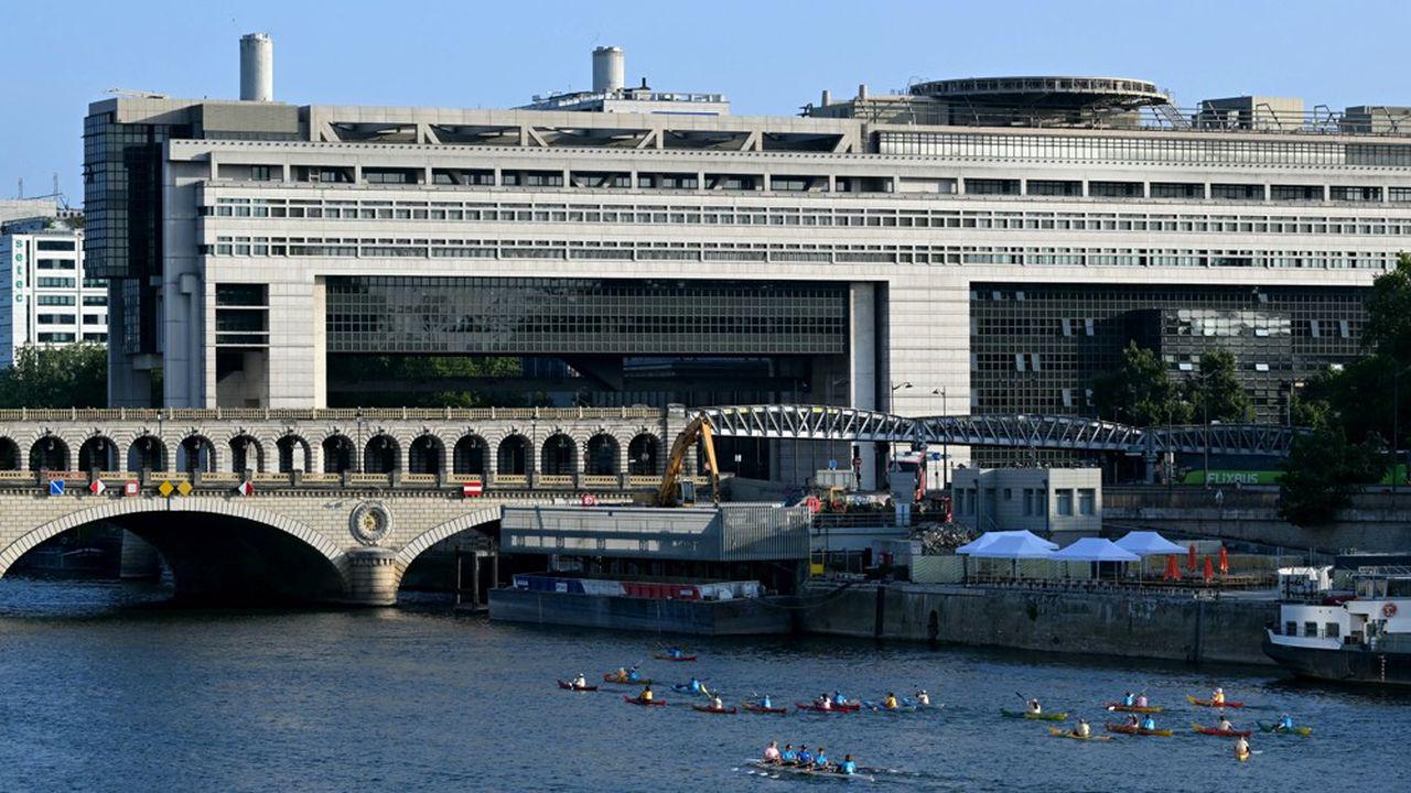 Charge de la dette : pourquoi la France limite la casse