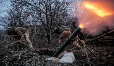 L'Europe est la première à fournir une aide militaire à l'Ukraine, mais peut-elle compenser les hésitations des États-Unis ?